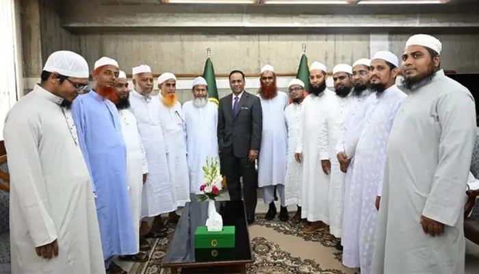 সমাজ থেকে দুর্নীতি ও স্বজনপ্রীতি জিরো পর্যায়ে পৌঁছাতে হবে : ডেপুটি স্পিকার